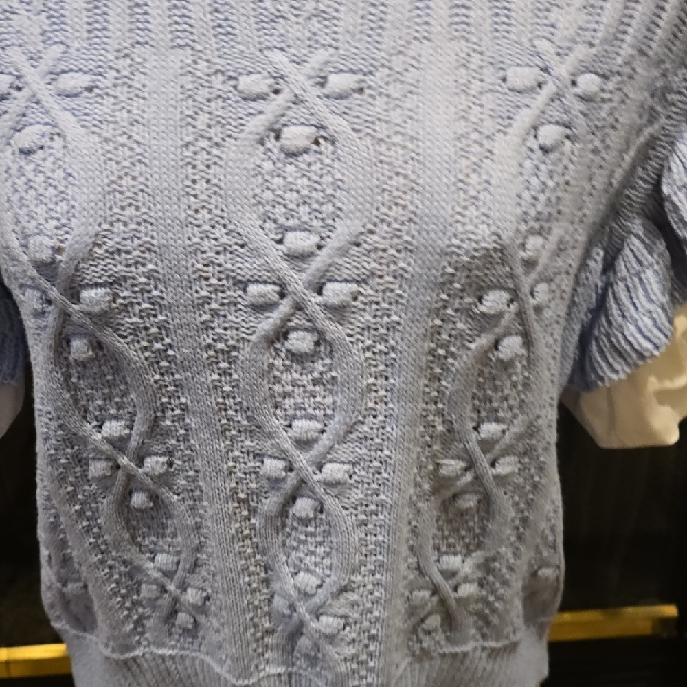 Entro Light Blue Knit Blouse with Ruffled Sleeves - Picture 3 of 4